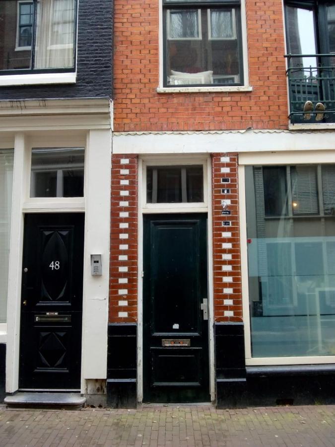 Aldo, Not For Parties, Not A Hotel, Room With Shared Bathroom, No Kitchen Amsterdam Exterior photo